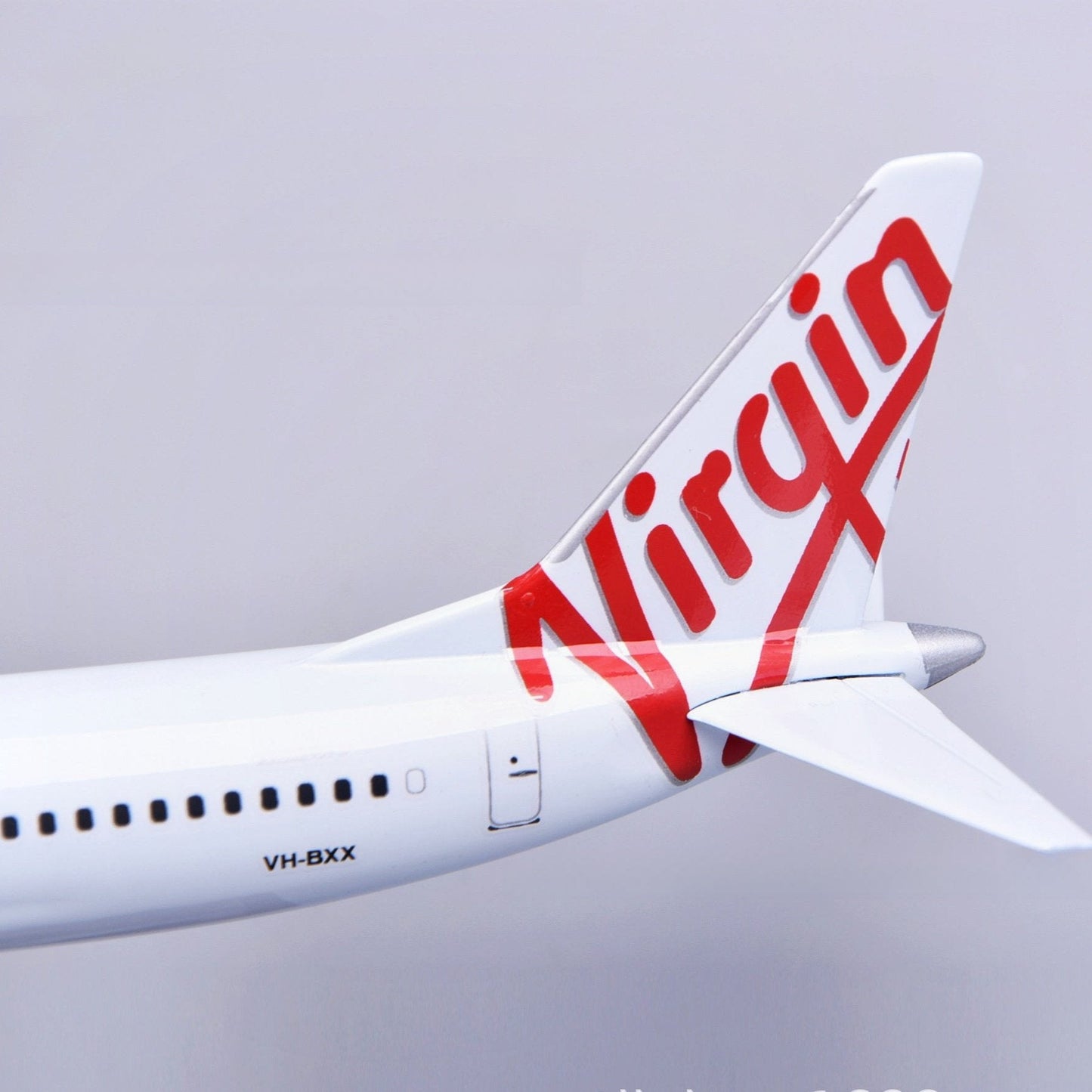 Virgin B737 MAX - Scale 1:400 - 20cm - 7.8in - Metal alloy - Scale model airplane